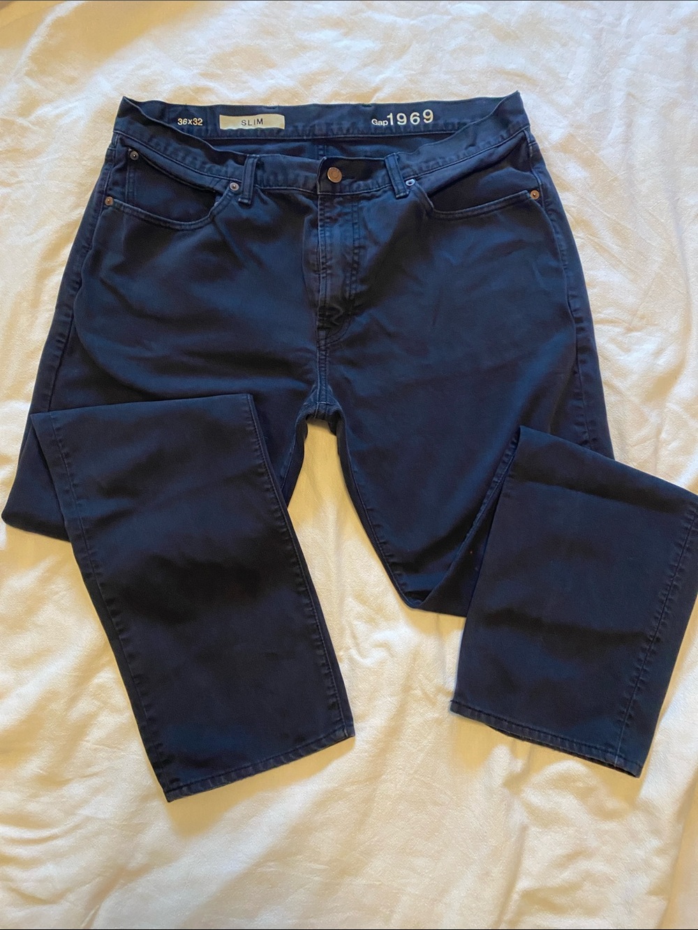 Gap 1969 Slim Straight Jeans in Dark Navy